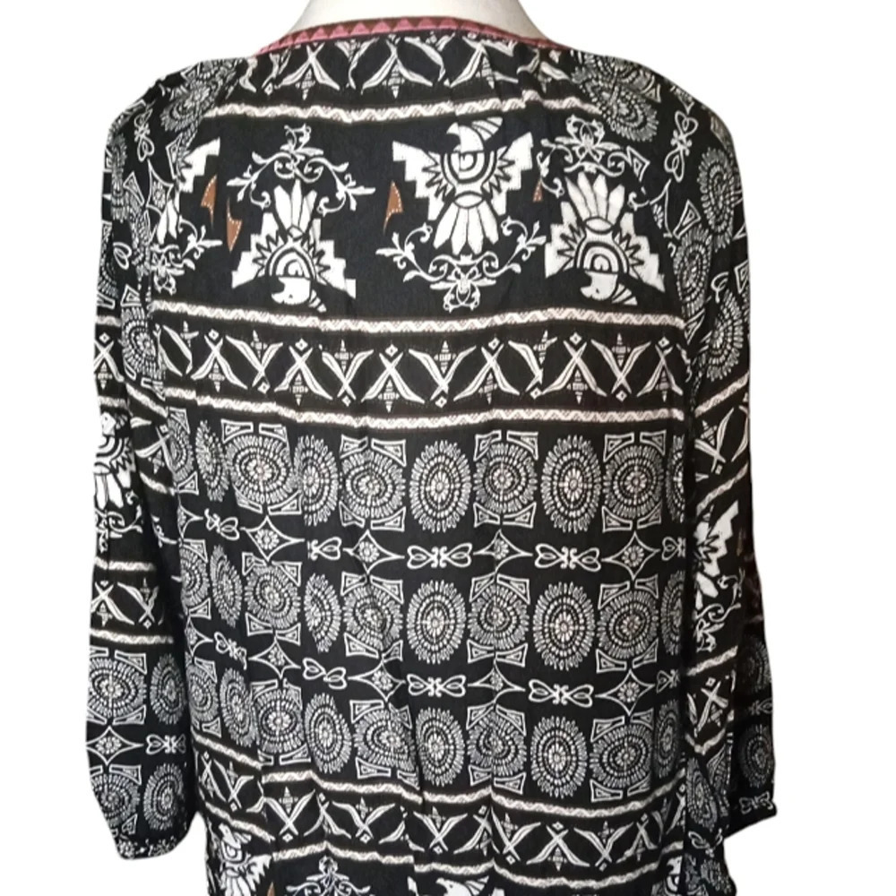 Ali Miles Southwestern Print Embroidered Split V Neck Tunic Top Size Large - Picture 6 of 9